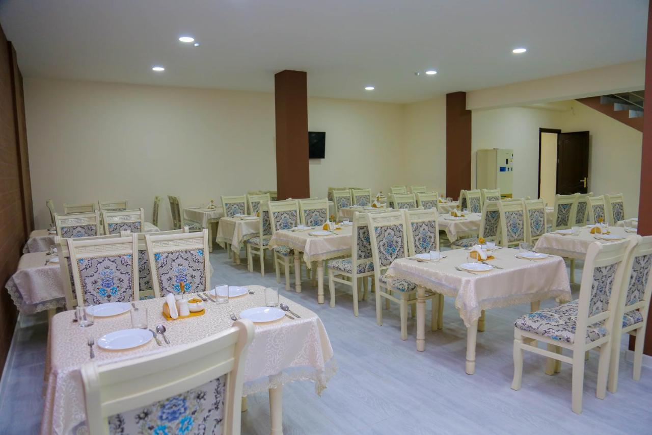 Hotel Globus Tashkent Ngoại thất bức ảnh