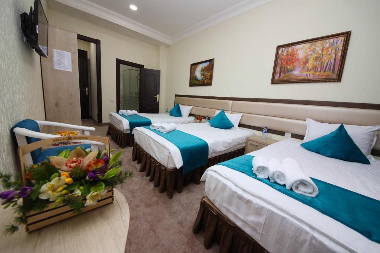 Hotel Globus Tashkent Ngoại thất bức ảnh