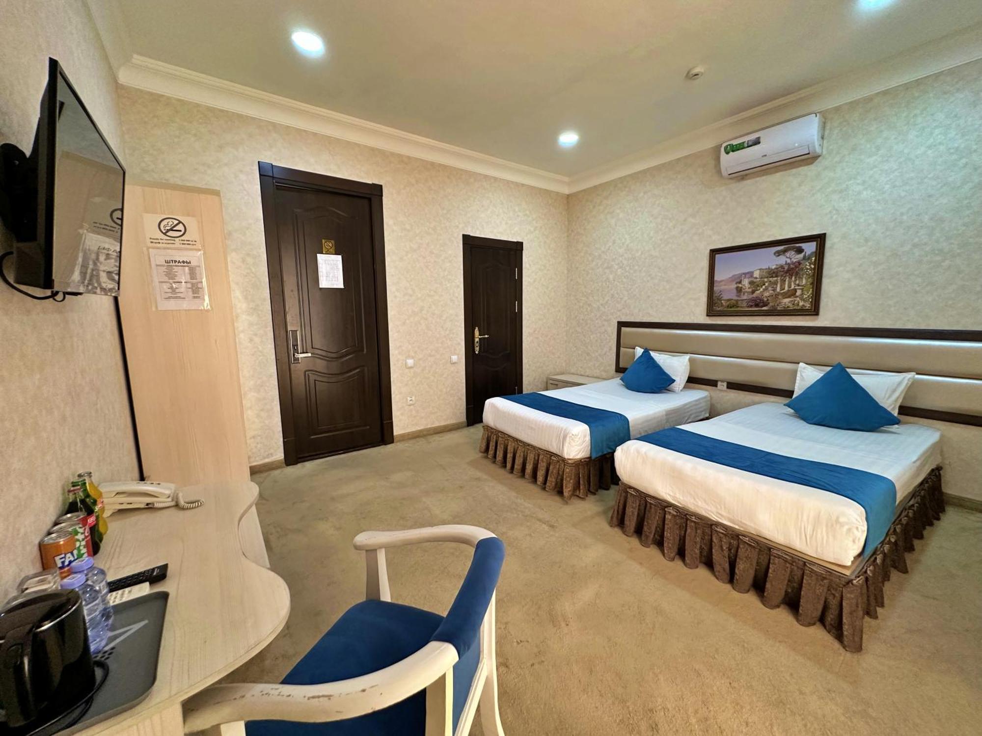 Hotel Globus Tashkent Ngoại thất bức ảnh